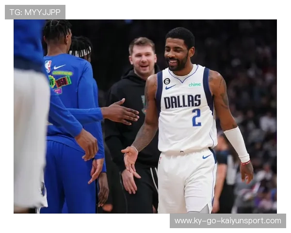 国王右路突击训练，外线配合更顺畅